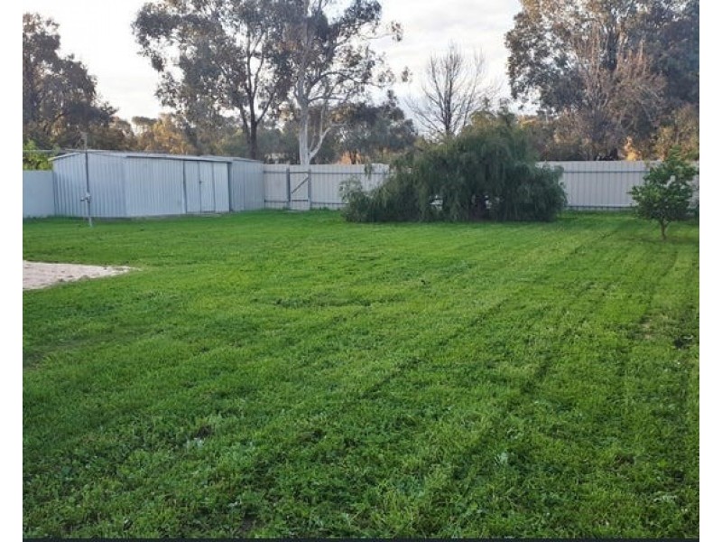 1 Doman Street, Estella NSW 2650