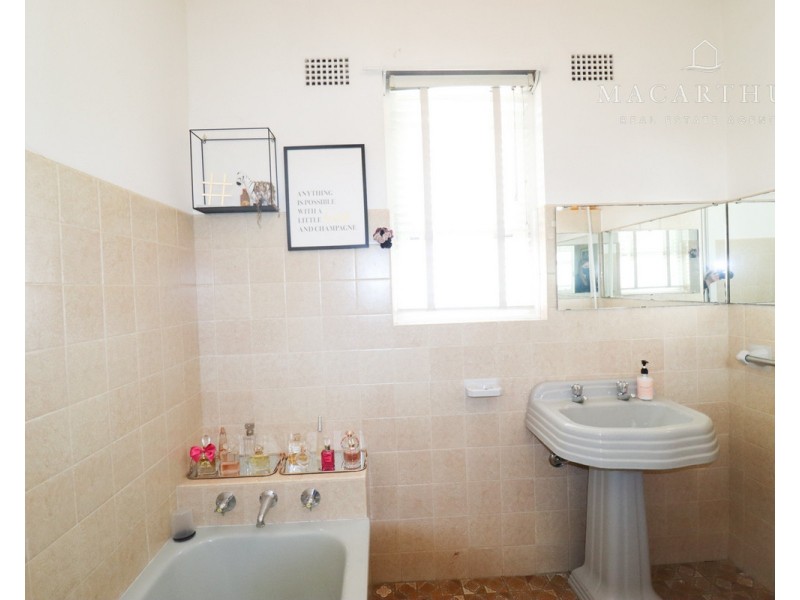 19 Darlow Street, Wagga Wagga NSW 2650