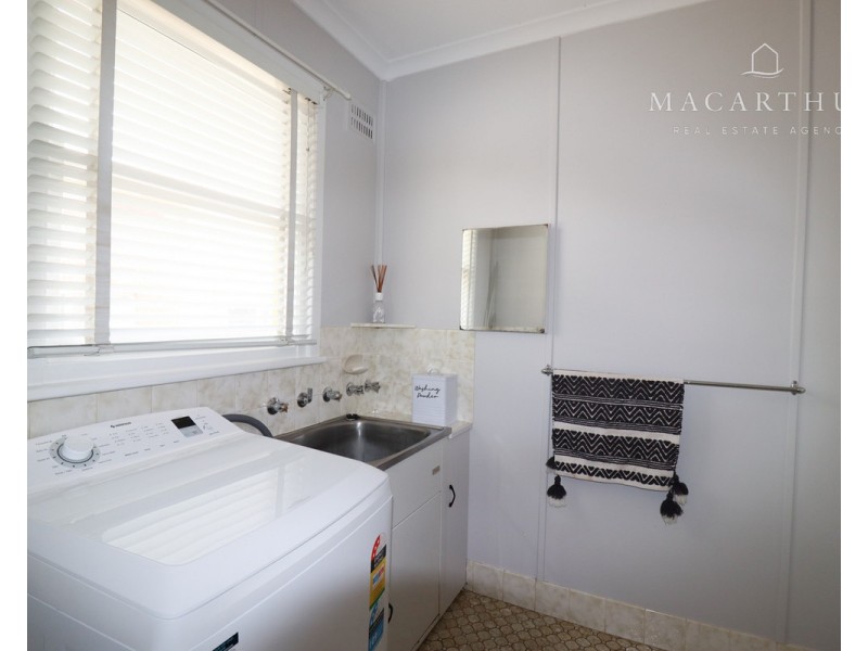 19 Darlow Street, Wagga Wagga NSW 2650