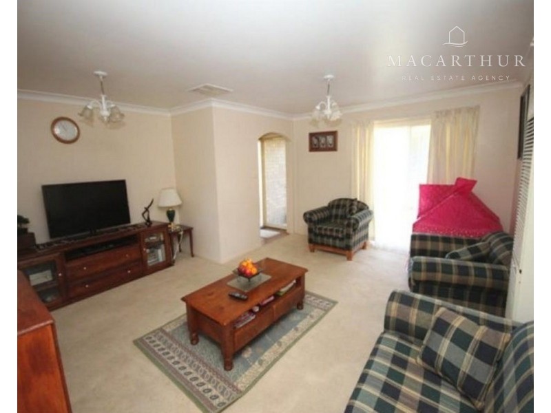 20 Sackville Drive, Forest Hill NSW 2651