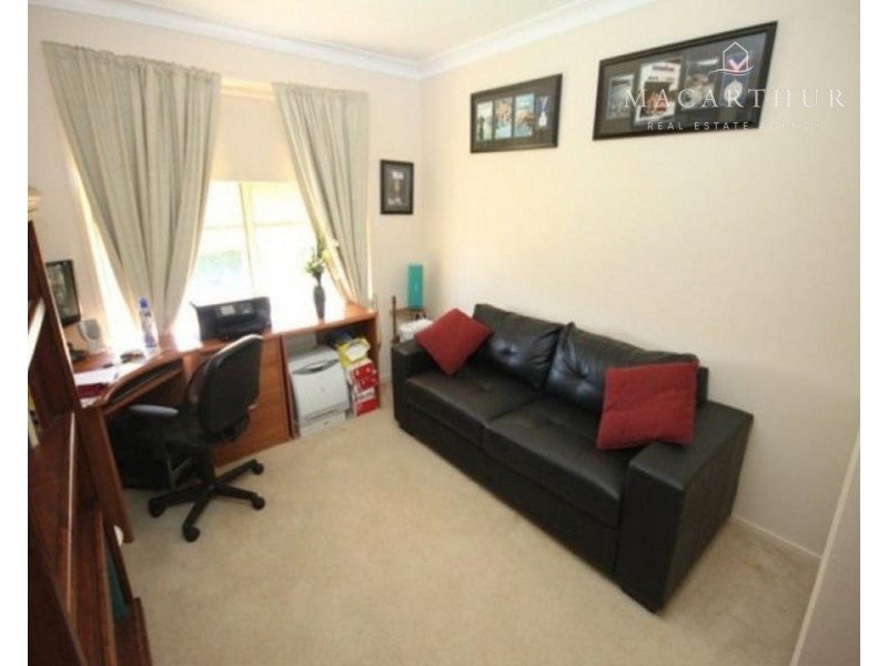 20 Sackville Drive, Forest Hill NSW 2651