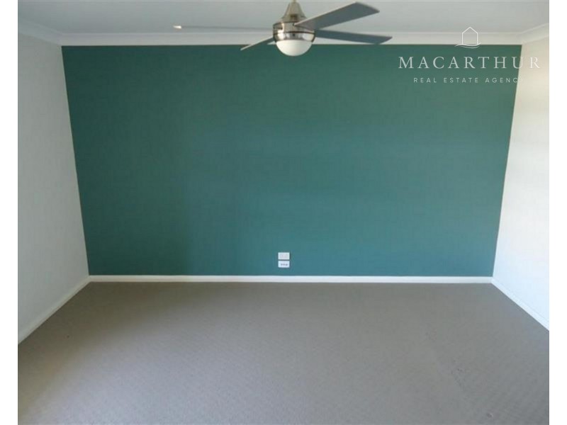 63 Kaloona Drive, Bourkelands NSW 2650