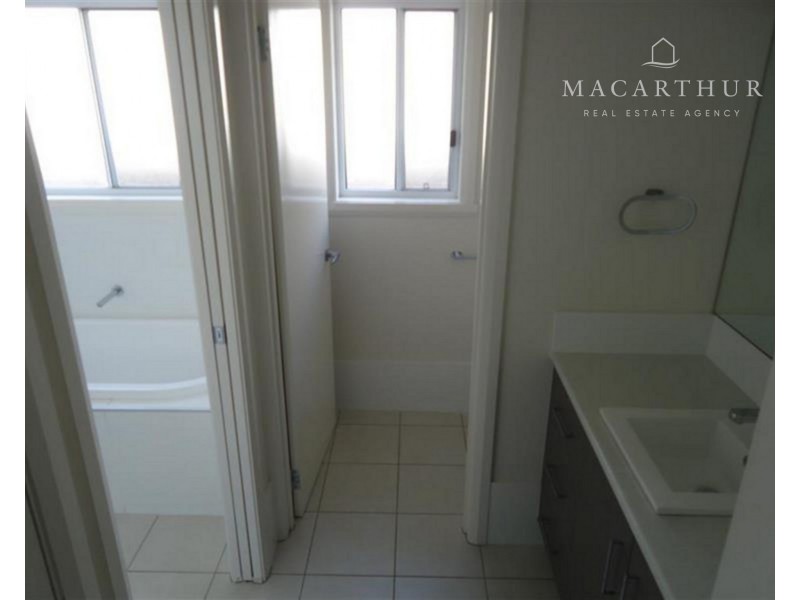 63 Kaloona Drive, Bourkelands NSW 2650