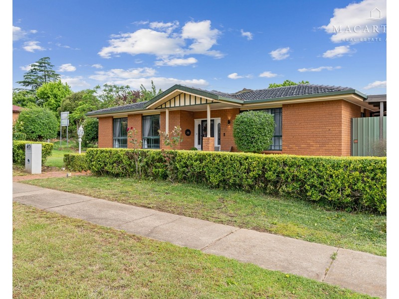 40 Temerloh Avenue, Tolland NSW 2650