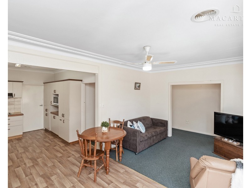 31 Raye Street, Tolland NSW 2650