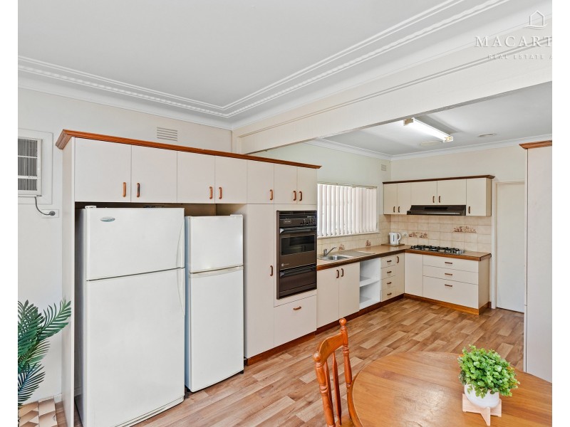 31 Raye Street, Tolland NSW 2650