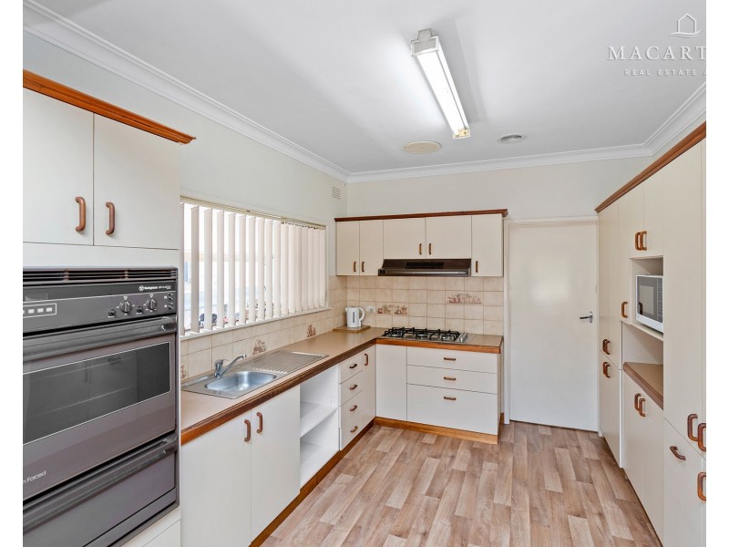 31 Raye Street, Tolland NSW 2650