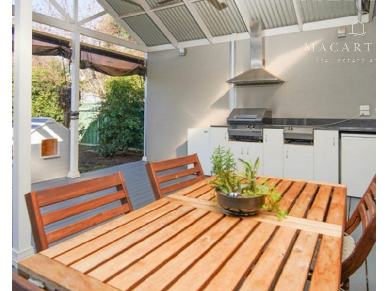 2 Rhoda Avenue, Wagga Wagga NSW 2650