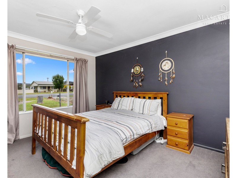 30 Davidson Street, The Rock NSW 2655