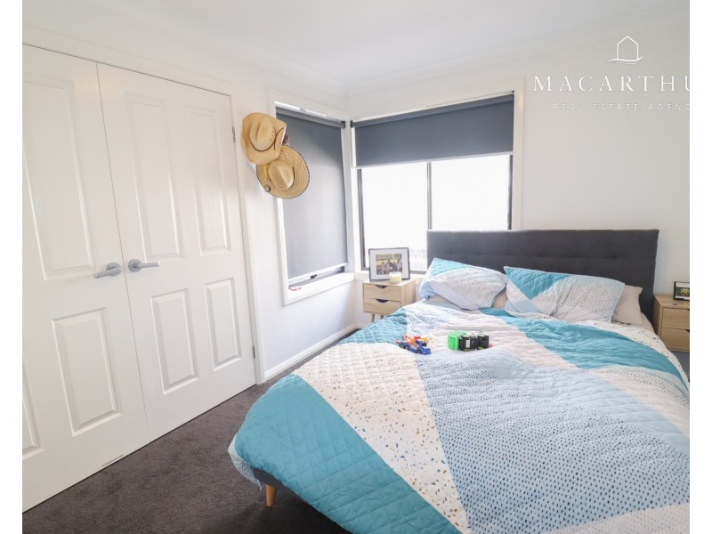 8B Balala Crescent, Bourkelands NSW 2650