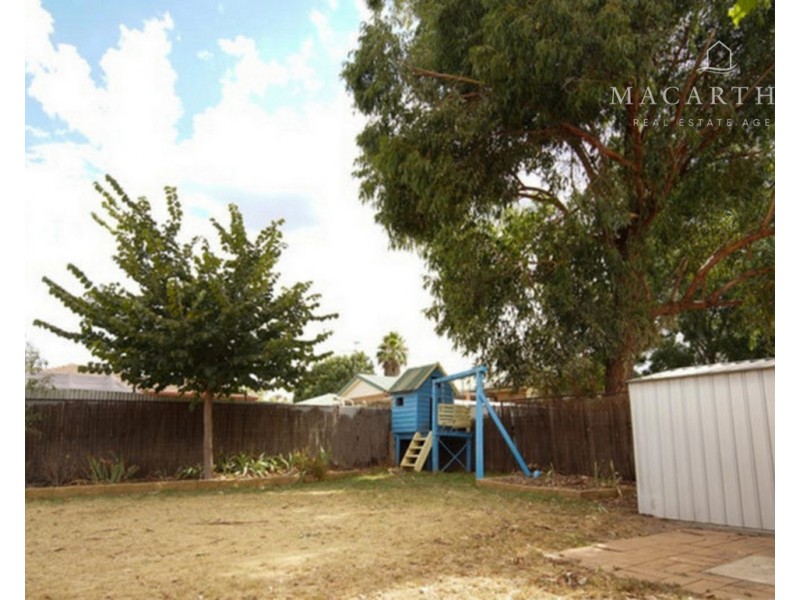 15 Matheson Place, Estella NSW 2650