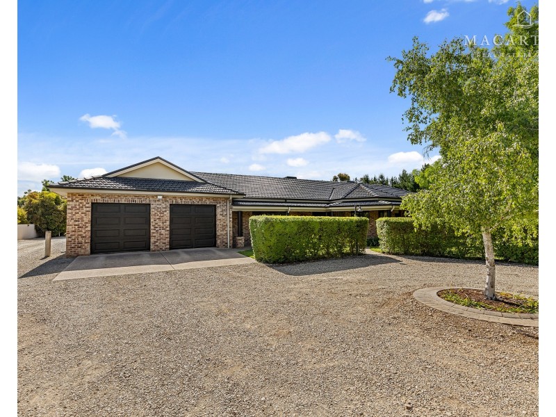 5 Hickory Place, Springvale NSW 2650