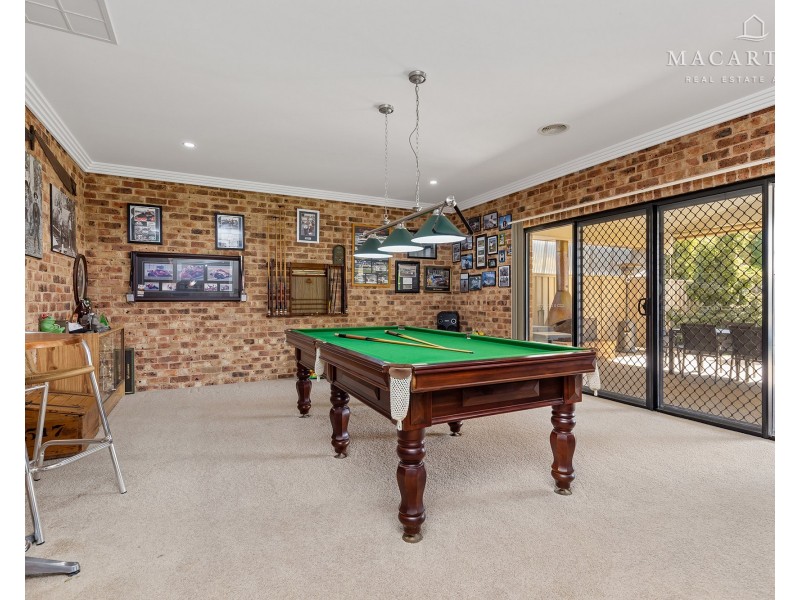 5 Hickory Place, Springvale NSW 2650