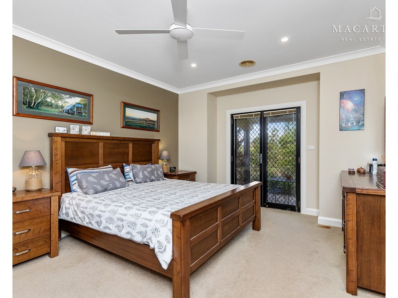 5 Hickory Place, Springvale NSW 2650