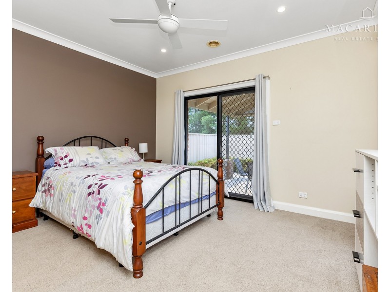 5 Hickory Place, Springvale NSW 2650