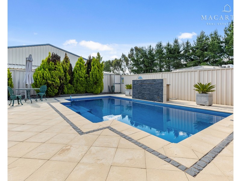 5 Hickory Place, Springvale NSW 2650