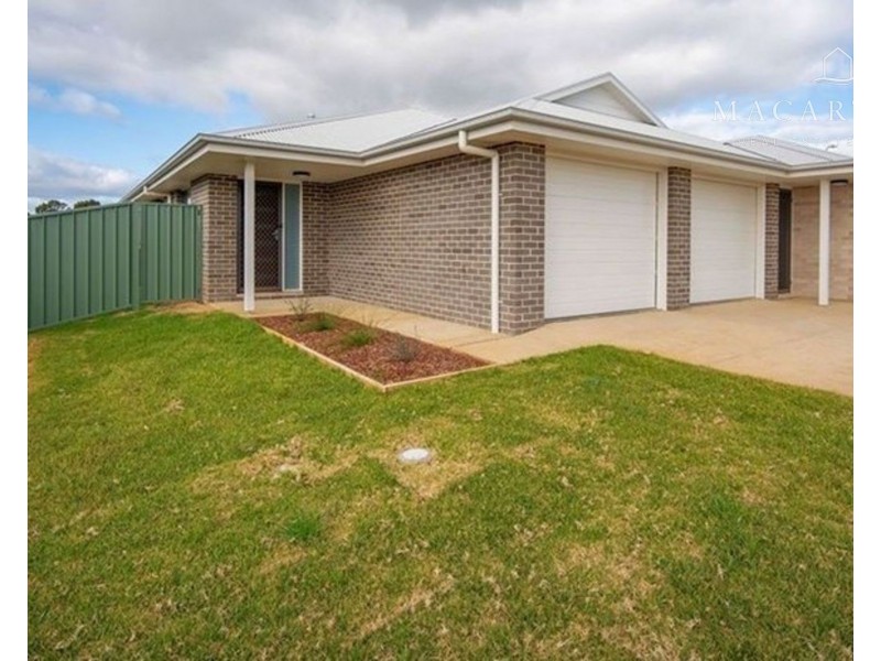 49 Paperbark Drive, Forest Hill NSW 2651