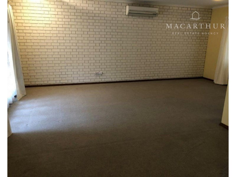 8 Lonergan Place, Wagga Wagga NSW 2650