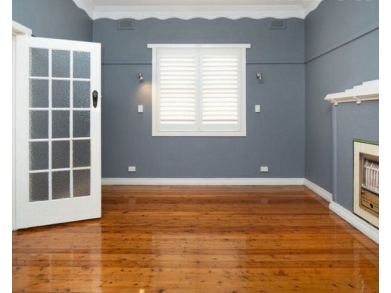13 Edmondson Street, Turvey Park NSW 2650