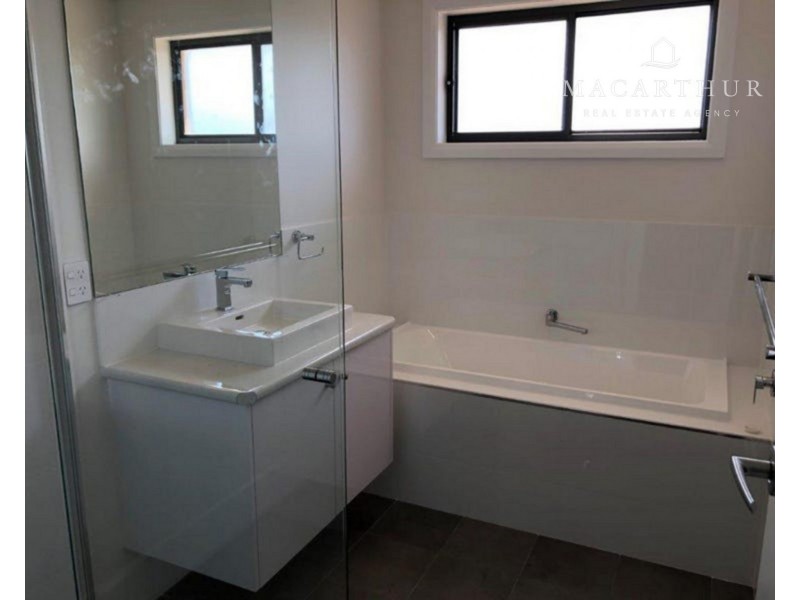 1/11 Gimlet Place, Forest Hill NSW 2651
