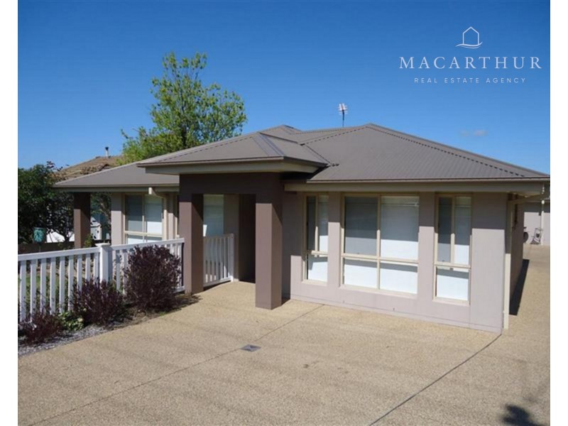 1/64 Stanley Street, Kooringal NSW 2650