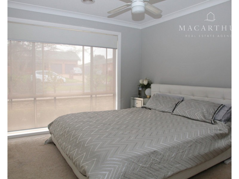 18 Canola Place, Estella NSW 2650
