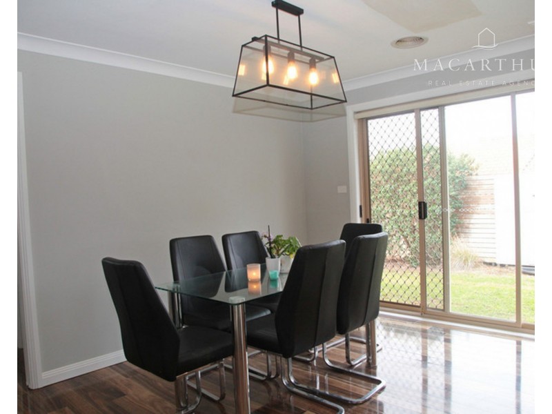 18 Canola Place, Estella NSW 2650