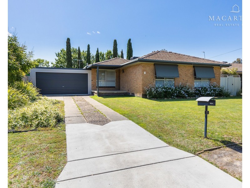 11 Geneva Crescent, Lake Albert NSW 2650