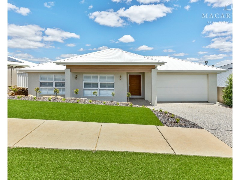 6 Bonner Street, Lloyd NSW 2650