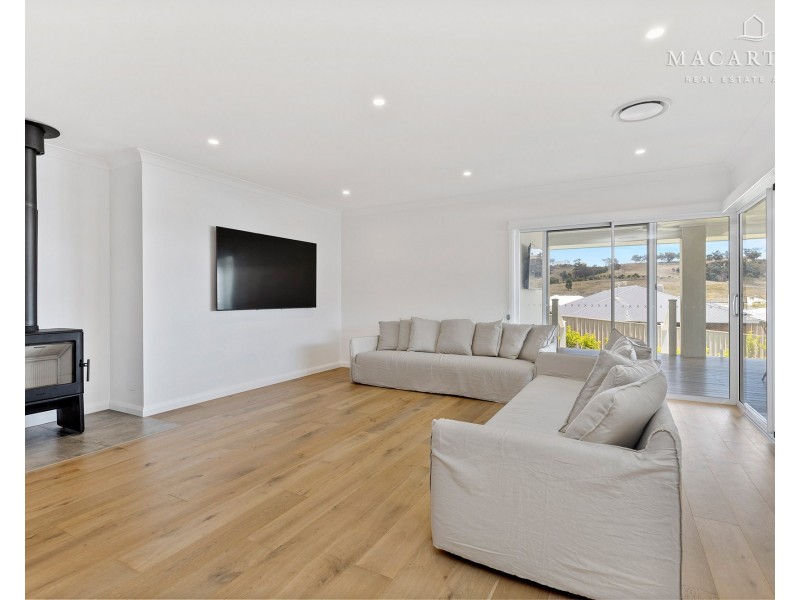 6 Bonner Street, Lloyd NSW 2650