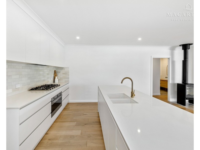 6 Bonner Street, Lloyd NSW 2650