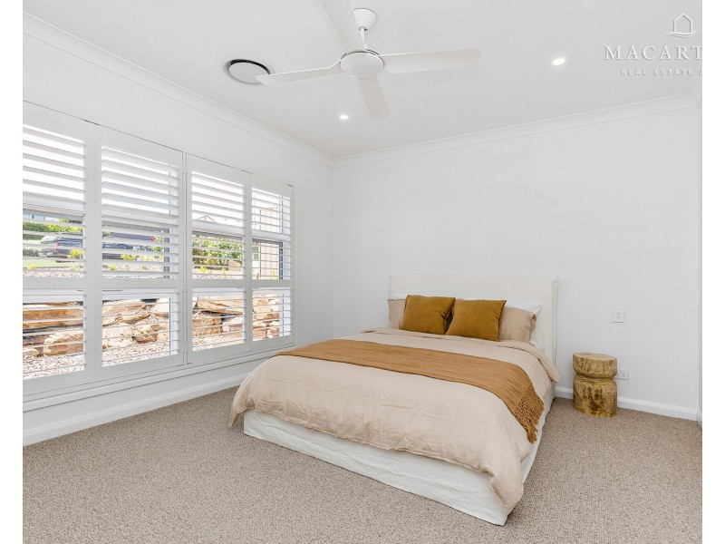 6 Bonner Street, Lloyd NSW 2650