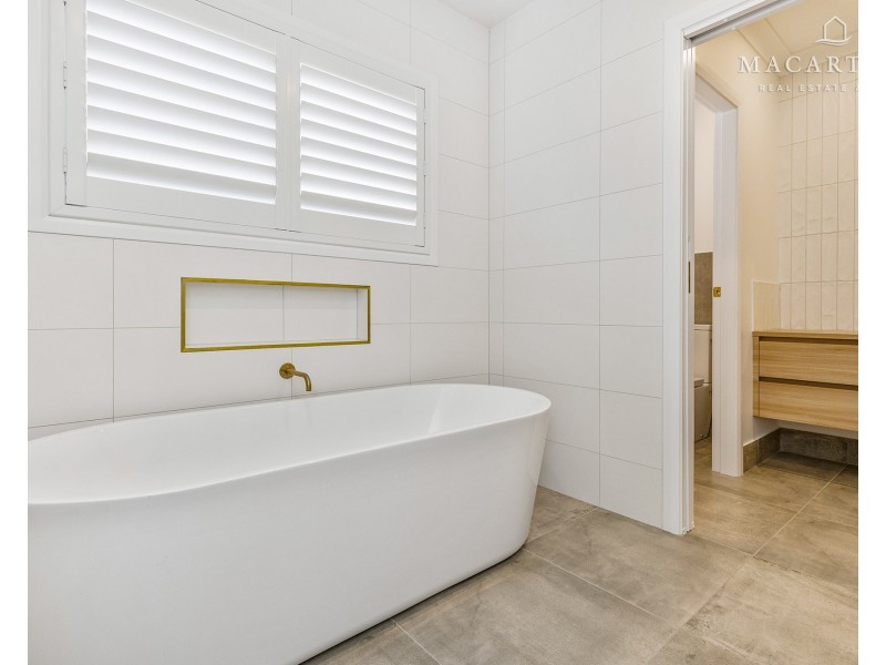 6 Bonner Street, Lloyd NSW 2650