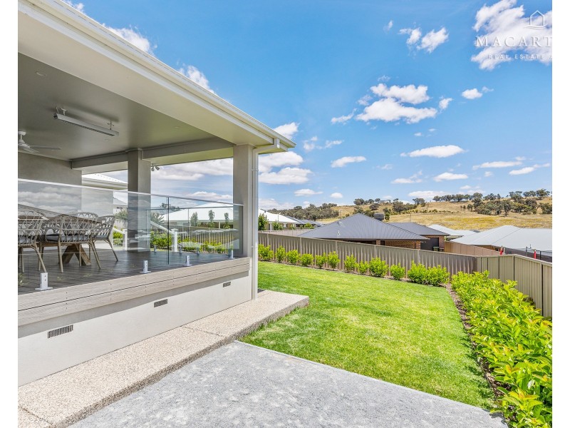 6 Bonner Street, Lloyd NSW 2650