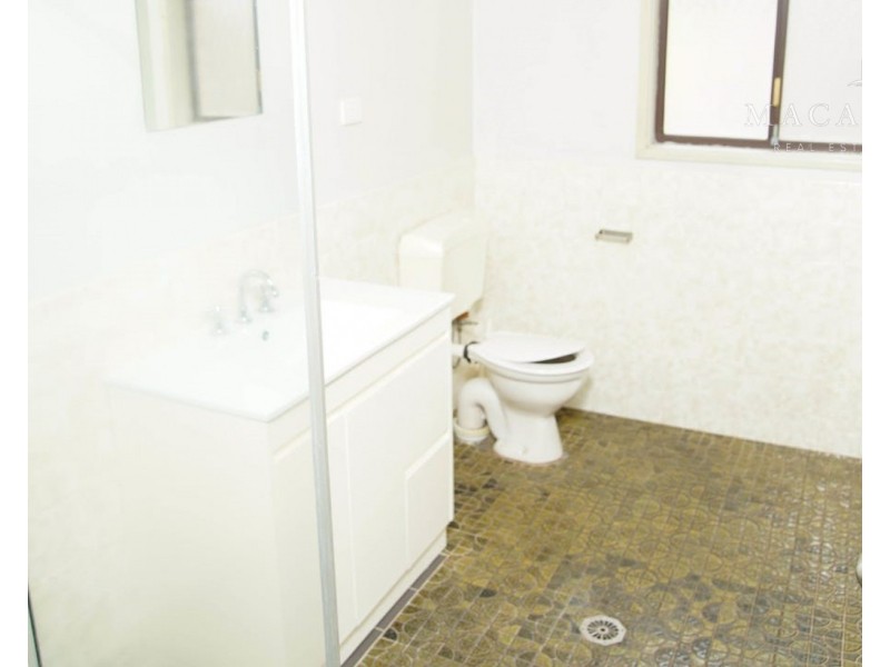 4/18 Edney Street, Kooringal NSW 2650