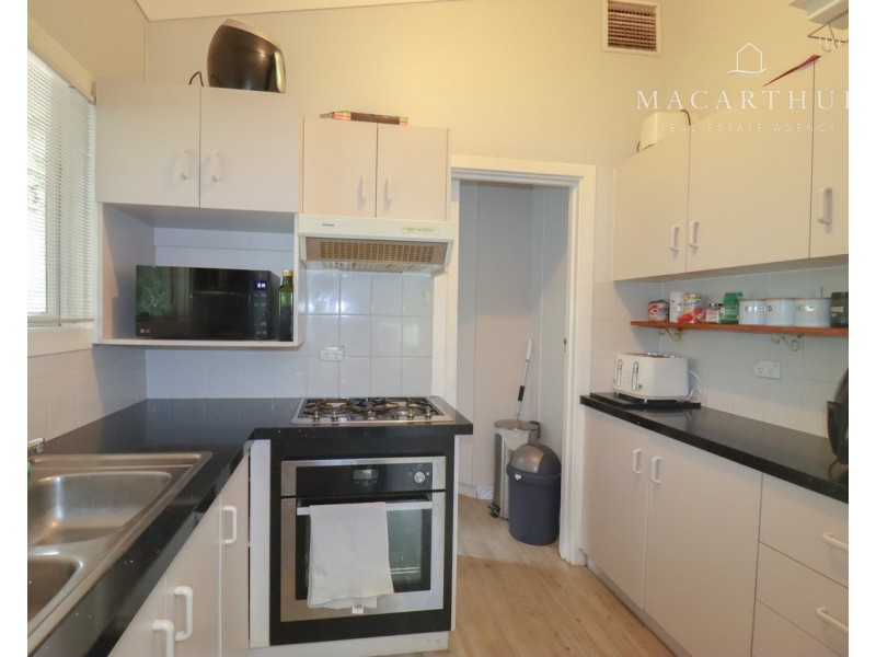 22 Warrawong Street, Kooringal NSW 2650