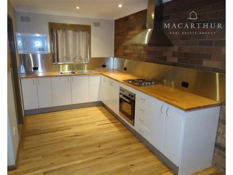 2/19A Coleman Street, Turvey Park NSW 2650