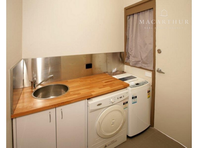 2/19A Coleman Street, Turvey Park NSW 2650