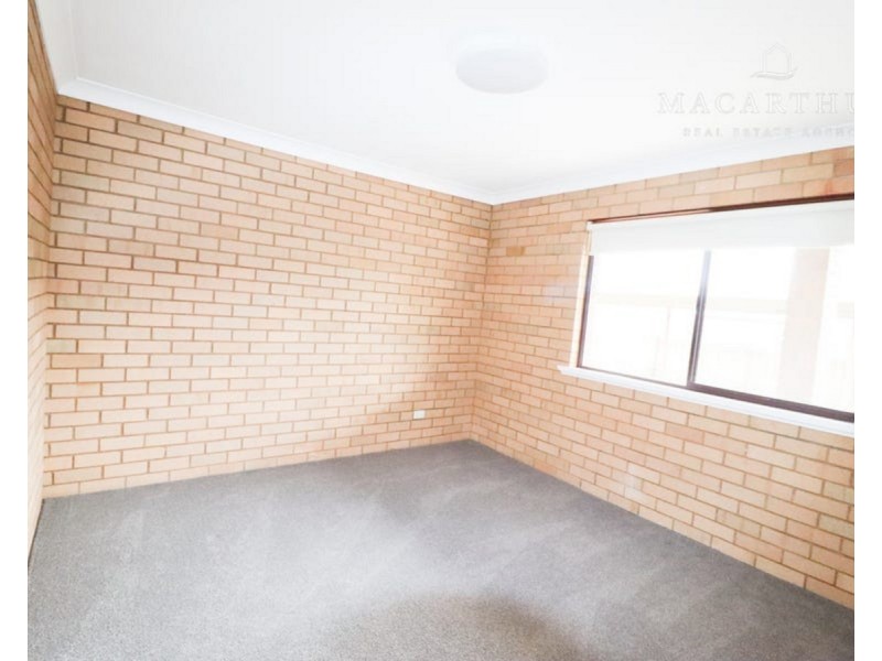 1/4 Rowe Street, Wagga Wagga NSW 2650