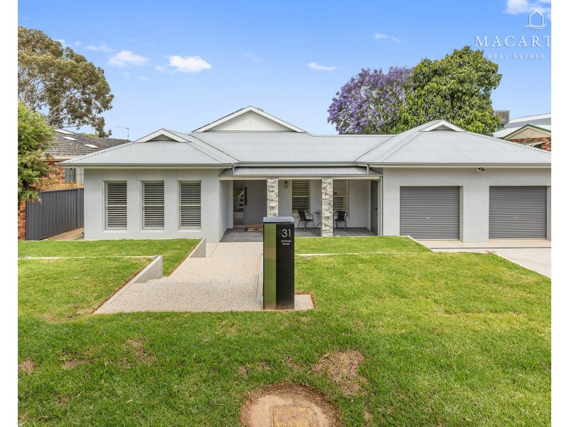 31 Amaroo Street, Kooringal NSW 2650