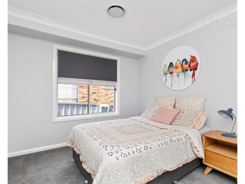 31 Amaroo Street, Kooringal NSW 2650