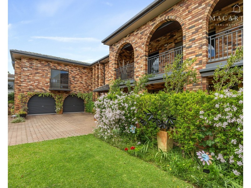 95 Simkin Crescent, Kooringal NSW 2650
