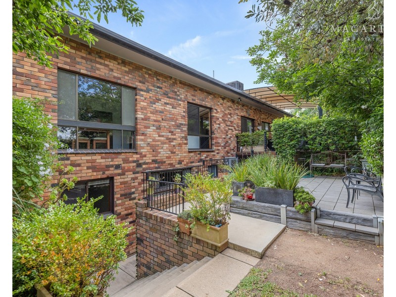 95 Simkin Crescent, Kooringal NSW 2650