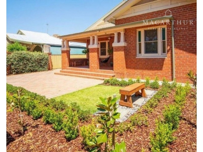 16 Lindsay Street, Turvey Park NSW 2650
