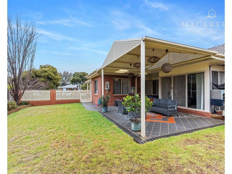 1 Angel Street, Lake Albert NSW 2650