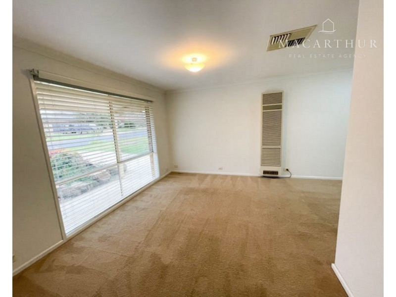 12 Cooba Place, Estella NSW 2650