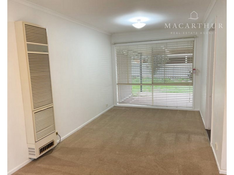 12 Cooba Place, Estella NSW 2650