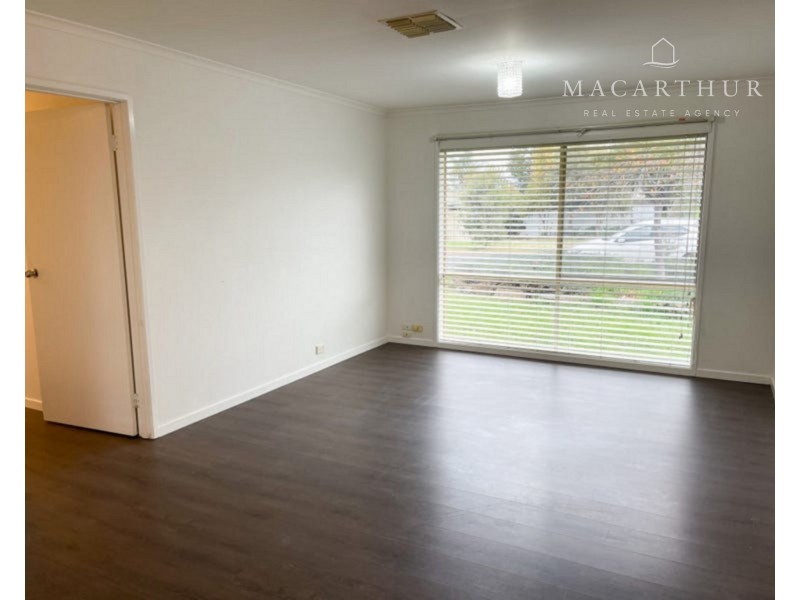 12 Cooba Place, Estella NSW 2650