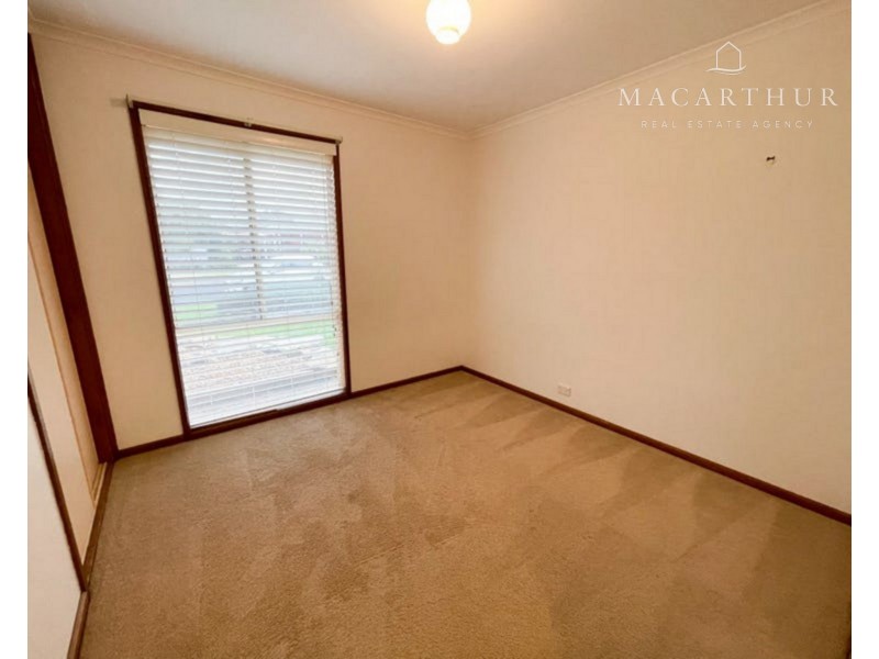 12 Cooba Place, Estella NSW 2650