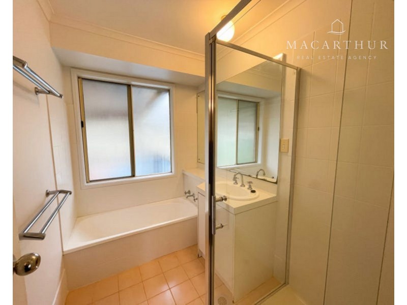 12 Cooba Place, Estella NSW 2650